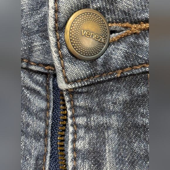 Lane Bryant Venezia High Rise Flare Stretch Denim Jeans Y2K Stone Wash 2X 22W P - Picture 9 of 13